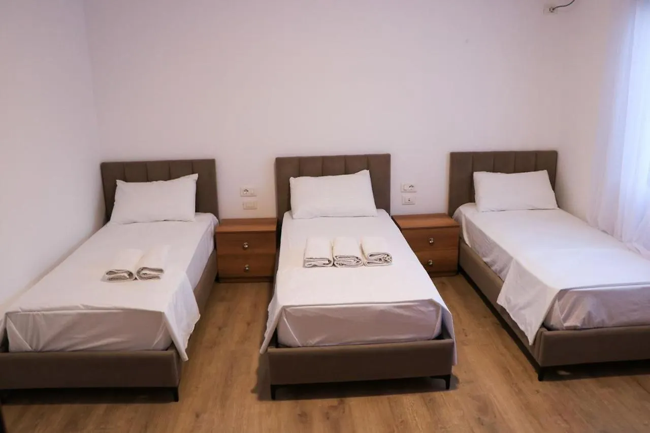 Albora Guest House 3 Fier